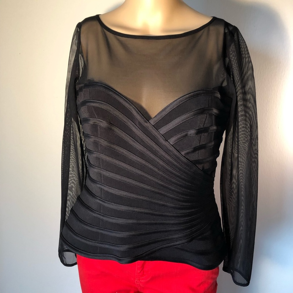 J S COLLECTIONS EVENING BLACK TOP sheer neck sleev